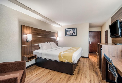 Quality Inn & Suites Augusta Fort Eisenhower Area image 19