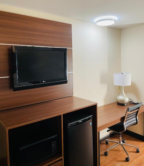Quality Inn & Suites Augusta Fort Eisenhower Area image 31